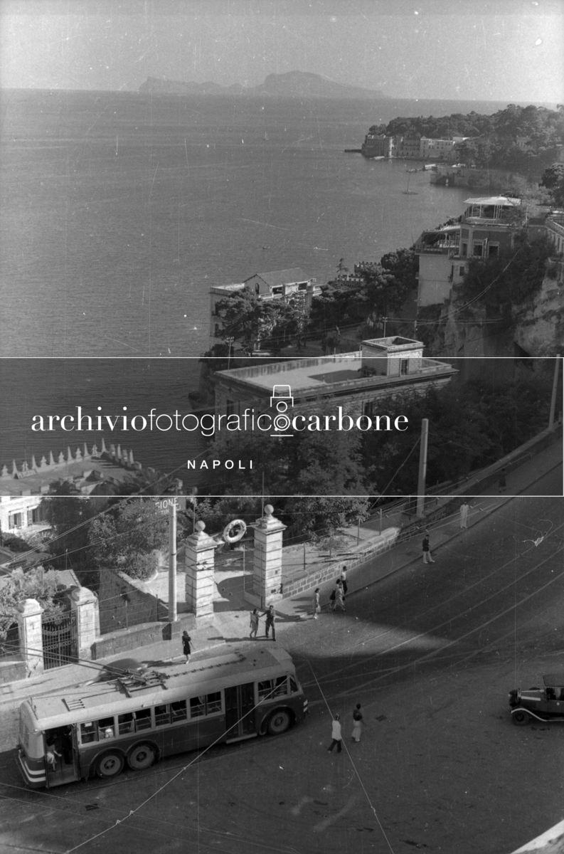 Ingresso a Villa Martinelli da Piazza San Luigi, 1940